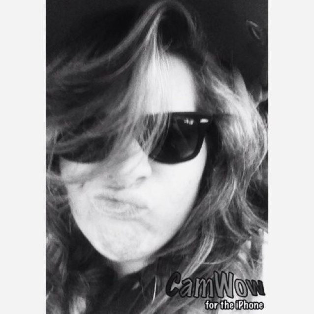 This is my profile. If you don't like what I say. Goodbye. http://t.co/tR6lPfzdi6
