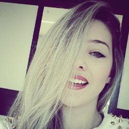 Tenho 20  aninhos, adoro brigadeiro *-*  Facebook:https://t.co/QPjvbLyCjo         Ask:http://t.co/bx14YqfpBA
