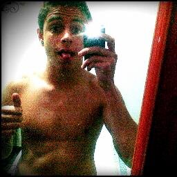 ' As florees são bonitas em qualqueer lugar do mundo. muita Gente tem Forma maas Não Tem Conteúudo.! ' (8~