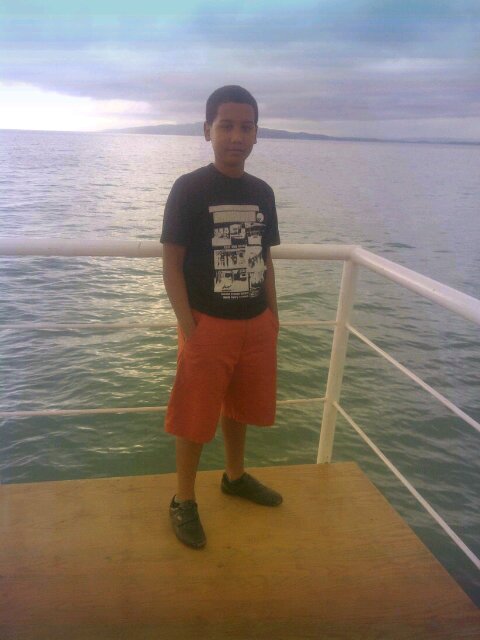 WhatsApp::Pidemelo    #fOloWmE #and #FolOwBaCk :))