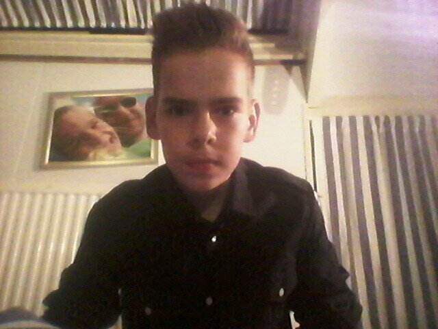 friends:sabir,kaius,lucas,mitchell,ian, haytam, rowan,ayoub, tariq, fleur, dante, reda, cvv vriendenschaar