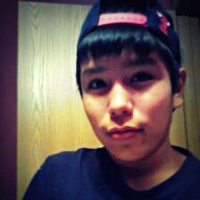 Native rapper from the rez Age 17 basketball player! Follow back.??