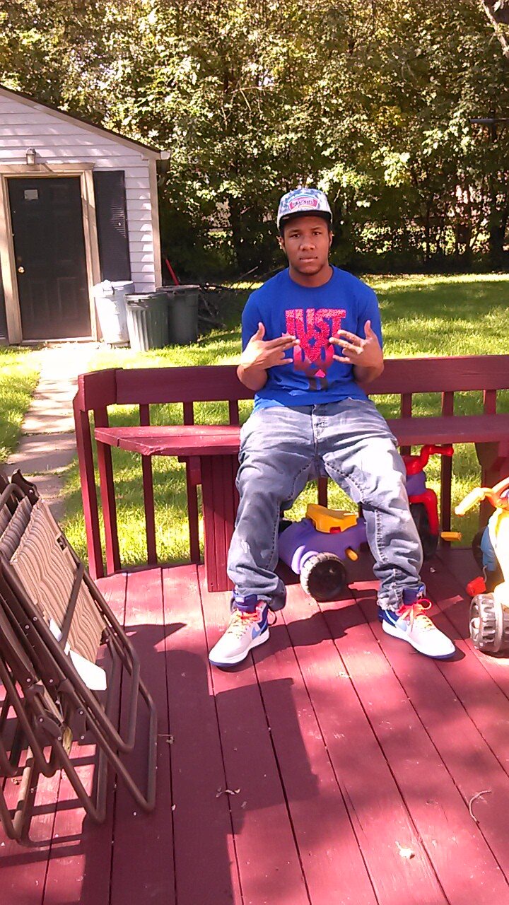 Rap, shoot videos, mack songs, eat, shop, spend money on me and the woman