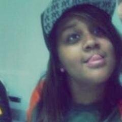 A complicαdα e perfeitα αzeitonα
 dα suα sαlαdα :9
- pode crê que com o tempo vc percebe ;)'
Segue que eu sigo de voltaa  *-*