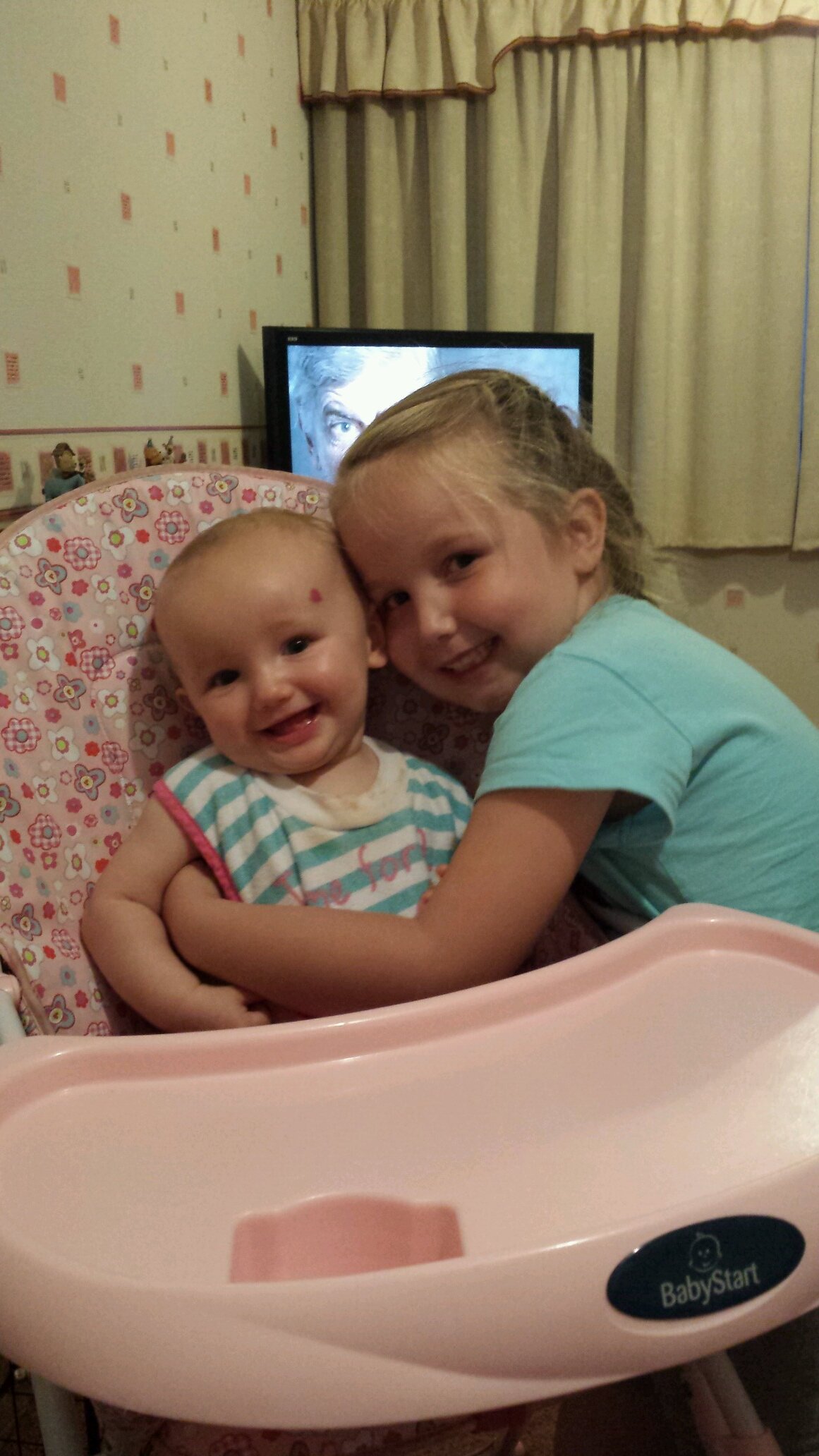 I am a married, working mom of 2. I love my work, reading, crafts of all sorts, making money and enjoying life :)