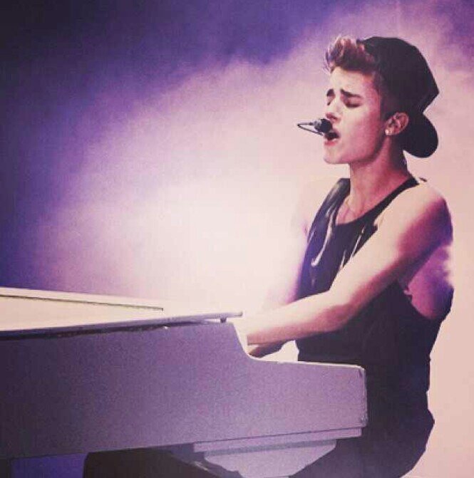 I love Justin and Drake