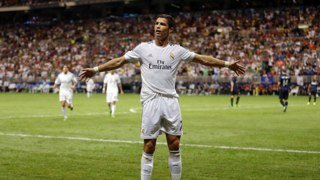 Footballer/love my dog/ronaldo is the best footballer in world/surport RMCF#HALAMADRID