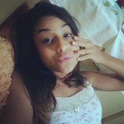olha cê me faz tão bem só de olhar teu olhos baby eu fico zen - anitta