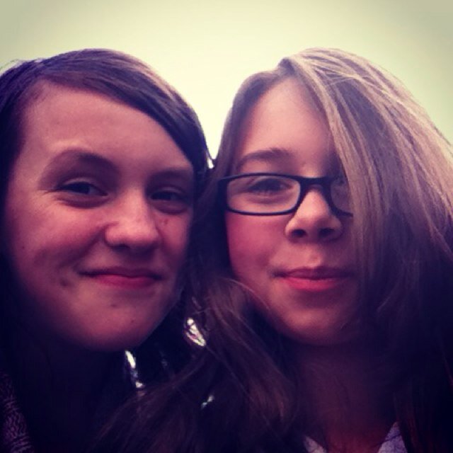 Hey two girls just making random videos because we have nothing better to do. :) @makeesha_smith @tink_maddy_moo Keek: https://t.co/Bc8o9Y7d2W