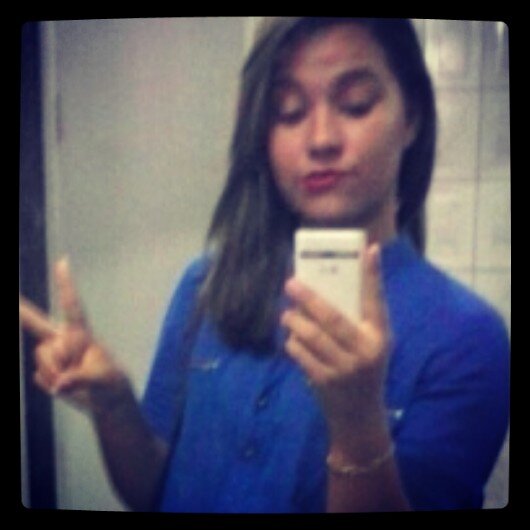 Sou alguém que está em busca da felicidade!