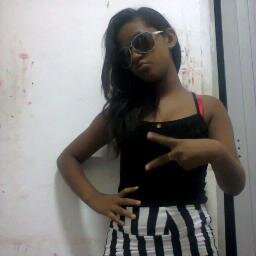 eu sou rebelde e vc ?  jente segui ai a @coverthalita ea @covercarla
