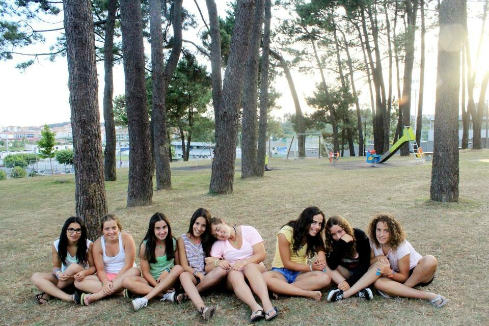Gallega del 98'. Piragüista en el C.P.Portonovo desde 2011. 3A ♡