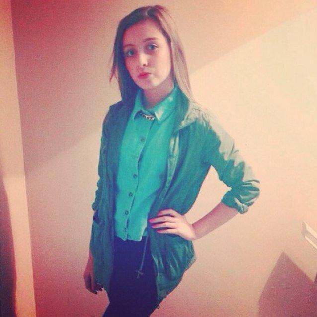 follow me and i'll follow back same with instagram @abbey877