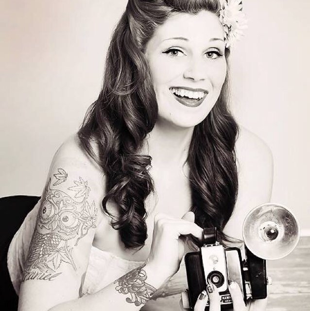Hamilton, OH Retro Photo studio. Authentic retro sets and professional stylist specializing in era correct hair and makeup. Internationally published.