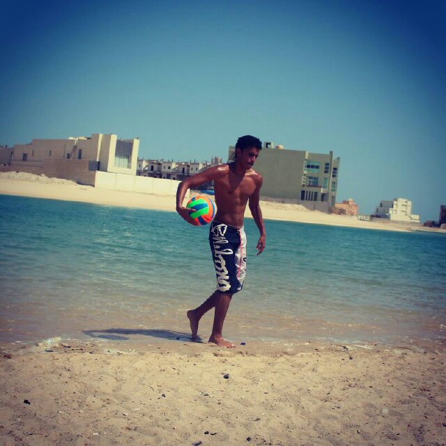 Follow me @mkalnassar new acc ;;*