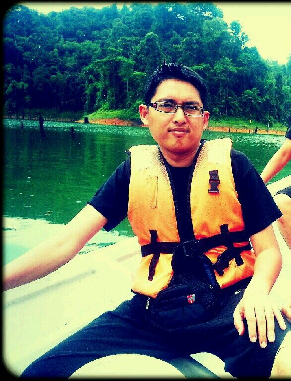 macroview_007's profile picture. 