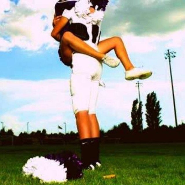 Freshmen cheerleader just tweeting what comes to mind.