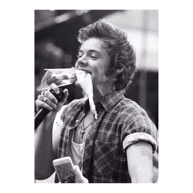 he loves you | @artsystyles