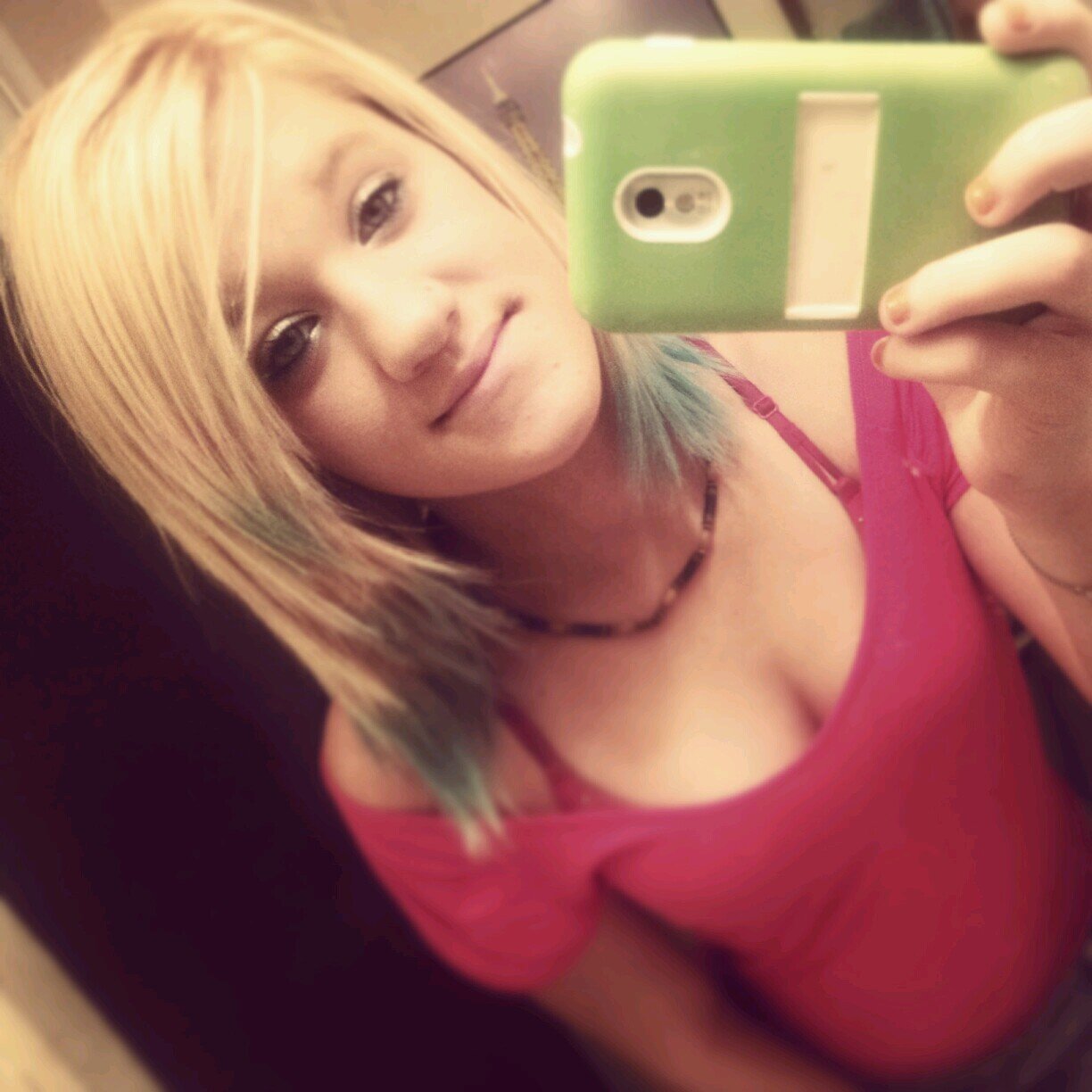 kik: cour_tney17 - blonde moment (;