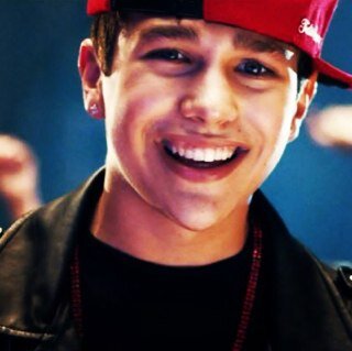 I love conor maynard and austin mahone ✌❤ follow me !!!!!