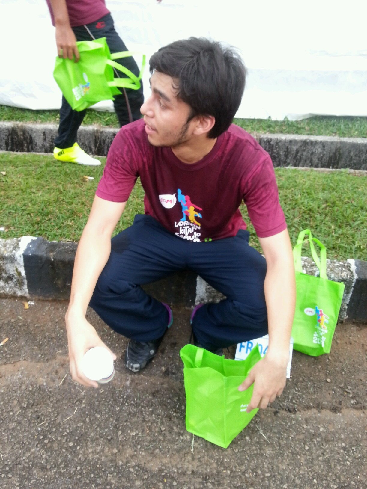 Taller than average Malaysian with a dream of becoming significant.