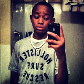 (5'2 Shooting Guard WMS) 8th Grader -Single- Taking the path for success !