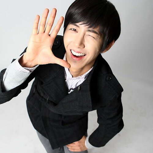 อันยองคร้าบ ผม Hwangkwanghee (บอท)วงZE:Aนะคร้าบ ผมเป็นบอทที่น่ารักนะคร้าบ หื่น(?)หล่อ ฟอลกันมาเยอะๆนะคร้าบ[Real @hwangkwanghee](ที่รักของผม@BARO_Secret♥)