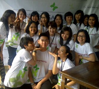 DhinAndrie's profile picture. 