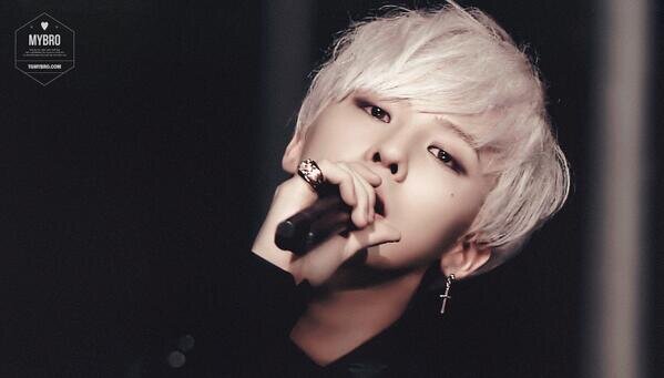 kwnjiyongri's profile picture. 