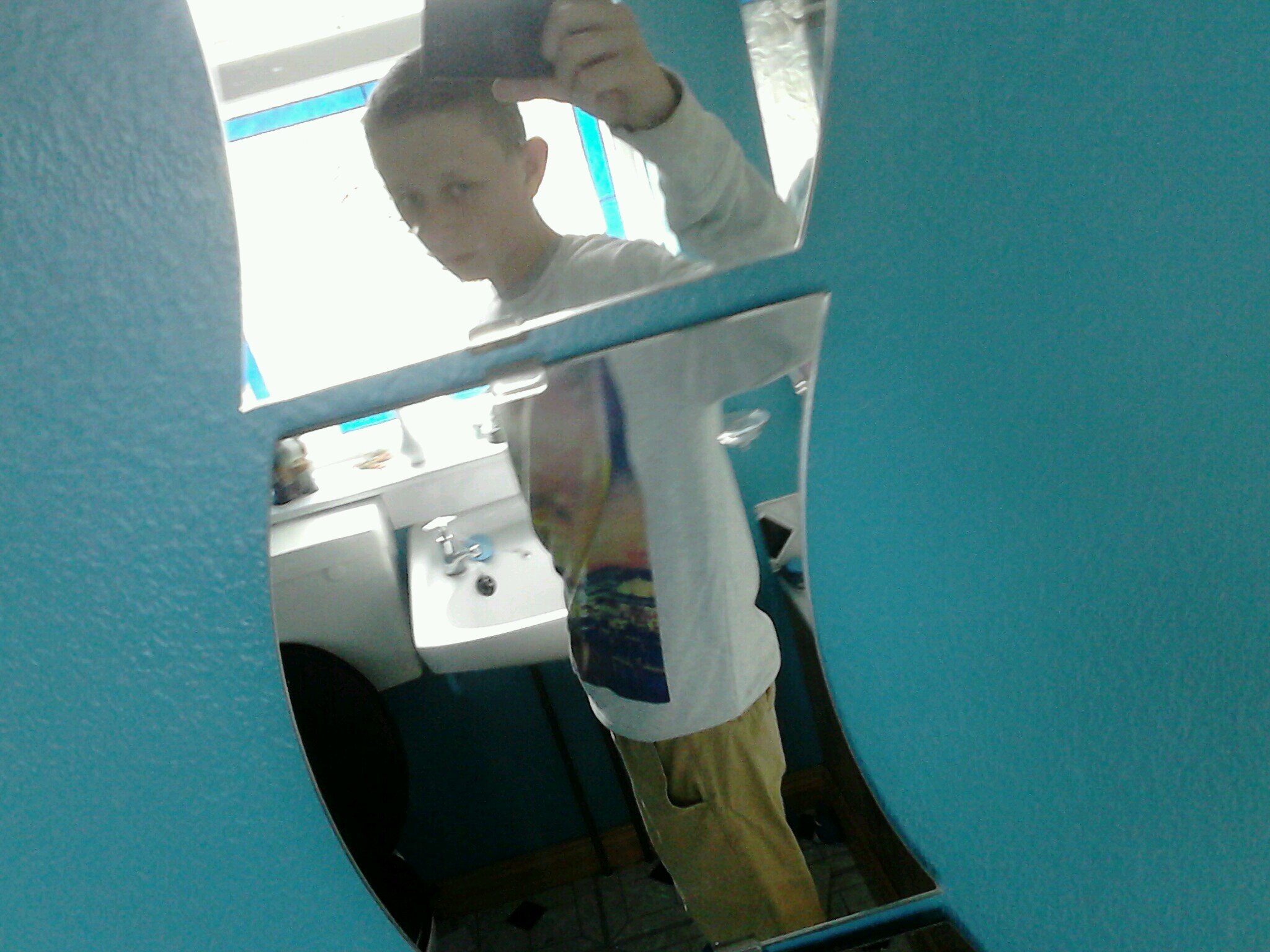 if you follow me I will follow you back ;)