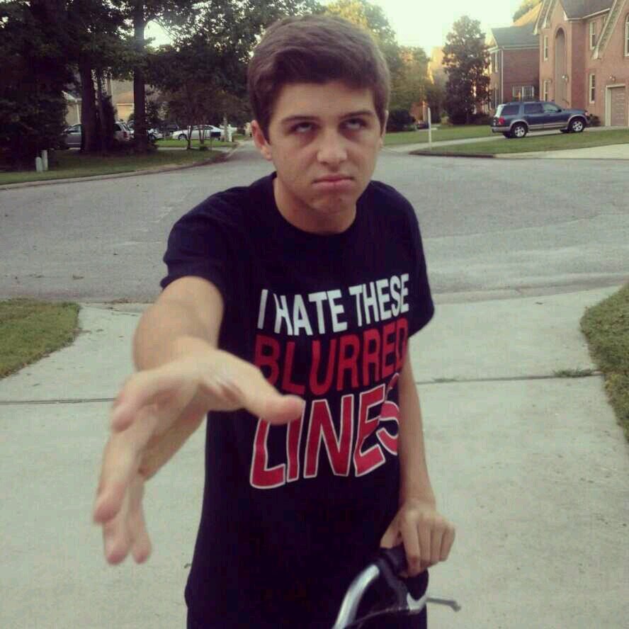 BlurredLaynesss's profile picture. Im in Love with Tyler Layne, he just dont know it yet