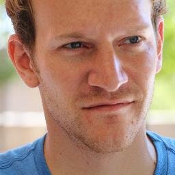 Media researcher @bakomCH - following @fcstpauli_live, @RVMOficial ...and everything about cycling, media & politics