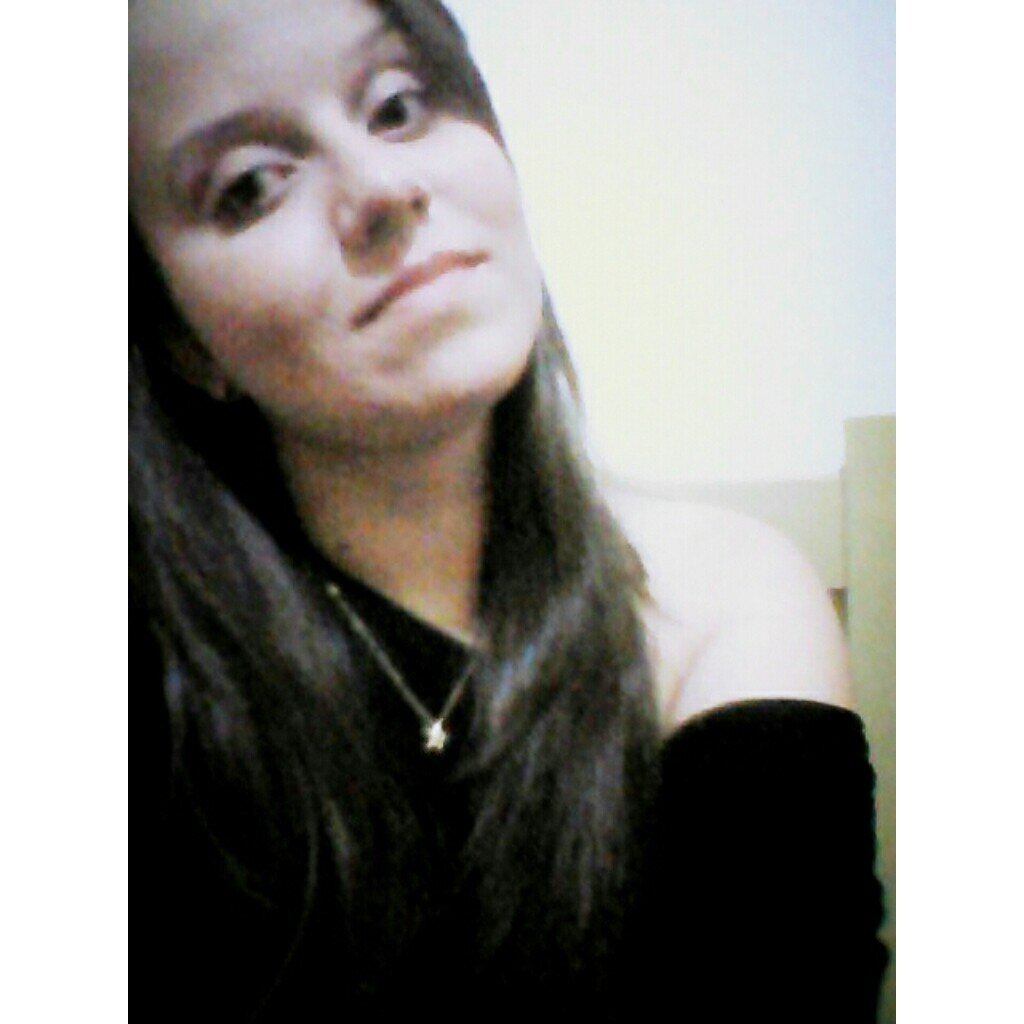 DaniielleCB Profile Picture