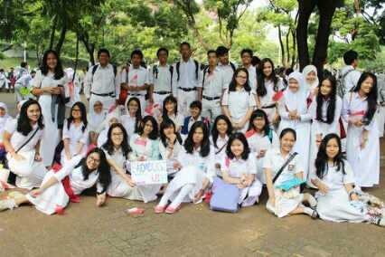 Bagian dari keluarga besar VOKASI KOMUNIKASI UNIVERSITAS INDONESIA☺ Vokasi Komunikasi Penyiaran 2013♥