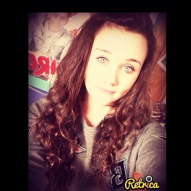 hey , shauna here :) IRISH  love gaelic soccer and one direction , follow me and i will follow back :)