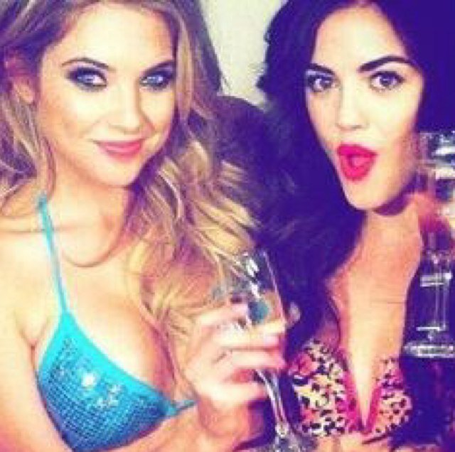 free follow from so @PrettyFosters so go follow!!!