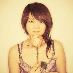 Graduated Berklee College of Music in 2011. Singer/Songwriter/Educator. Boston→New York　2016年日本完全帰国しました