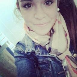 Follow et je te follow back, mggl.