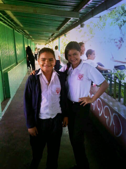 Hola vale,sigueme y te sigo por aqui @adrianalejandr_  ♥.