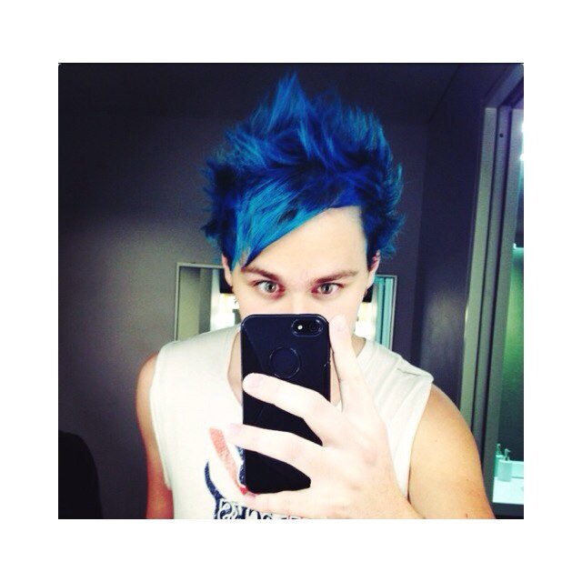 bands have taken over my life ♡6/19/13♡ 0/4 0/5