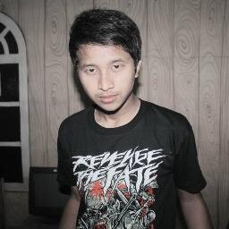 Biasa di panggil Kreeto
 Tukang bengok-bengok 
 \666/