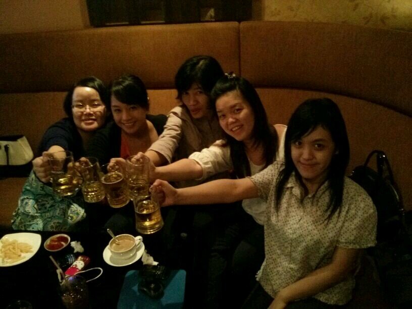 adriana_m8's profile picture. 