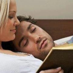 Persian__Poem's profile picture. بيا رَه توشه برداريم!
قدم در راه بی‌برگشت بگذاريم.
ببينيم آسمان هر كجا، آيا همين رنگ است؟ 

مهدی اخوان ثالث