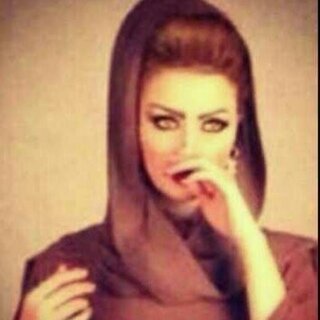 اشفق على كل فتاه تظن ان السعاده رجل ...