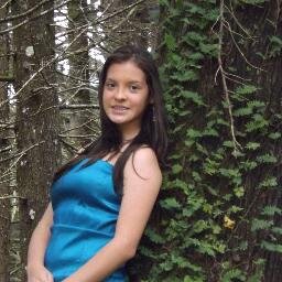Hi Im Fio, and i a belieber and nobody ever change your mind :)