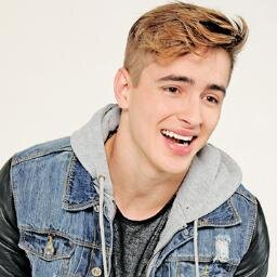 SeuOlharCaique's profile picture. Cada sorisso seu eu sinto como se fosse meu  @caiquegama ♥ since: 28/09/2013