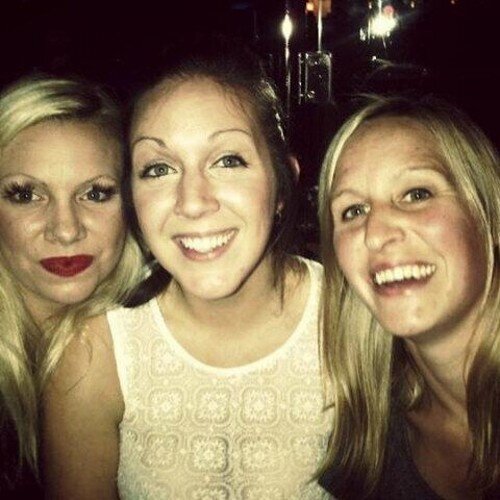 Love life! I have 3 beautiful girls Leah,Keely and Amelia... keeps me on my toes :-)