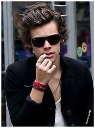 THIS IS A FREE FOLLOW PLEASE FOLLOW @5_secs_of_NiaII