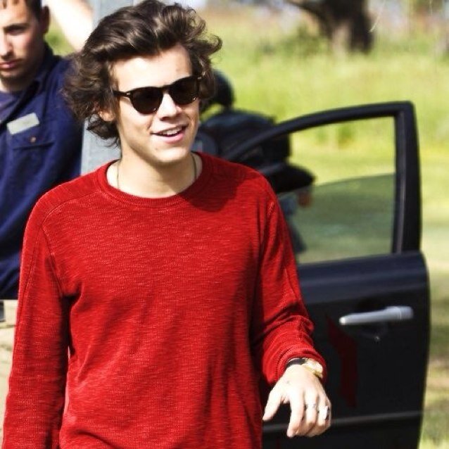 Follow @maoamharry please