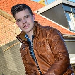 Jurian van Eerde, bruin haar, blauwe ogen, genieten van het leven